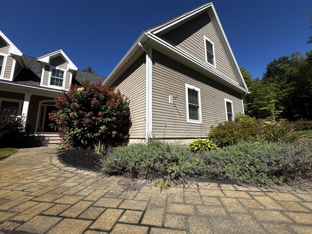Photo of 68 Bedford Avenue, Gilford, NH 03249 (MLS # 5112952)