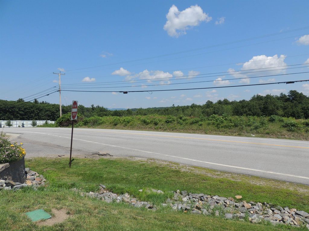 Photo of 355 Laconia Road, Tilton, NH 03276 (MLS # 5097491)