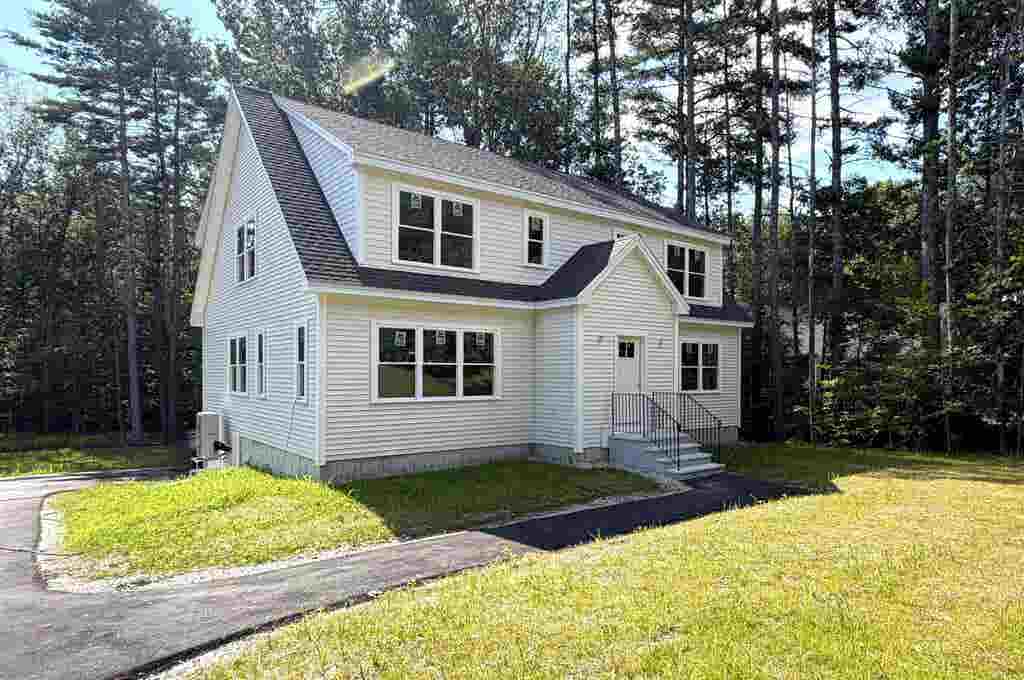 Photo of 566 Sixth Street #Unit 1, Dover, NH 03820 (MLS # 5103925)