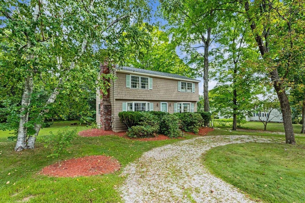8 Sullivan Avenue