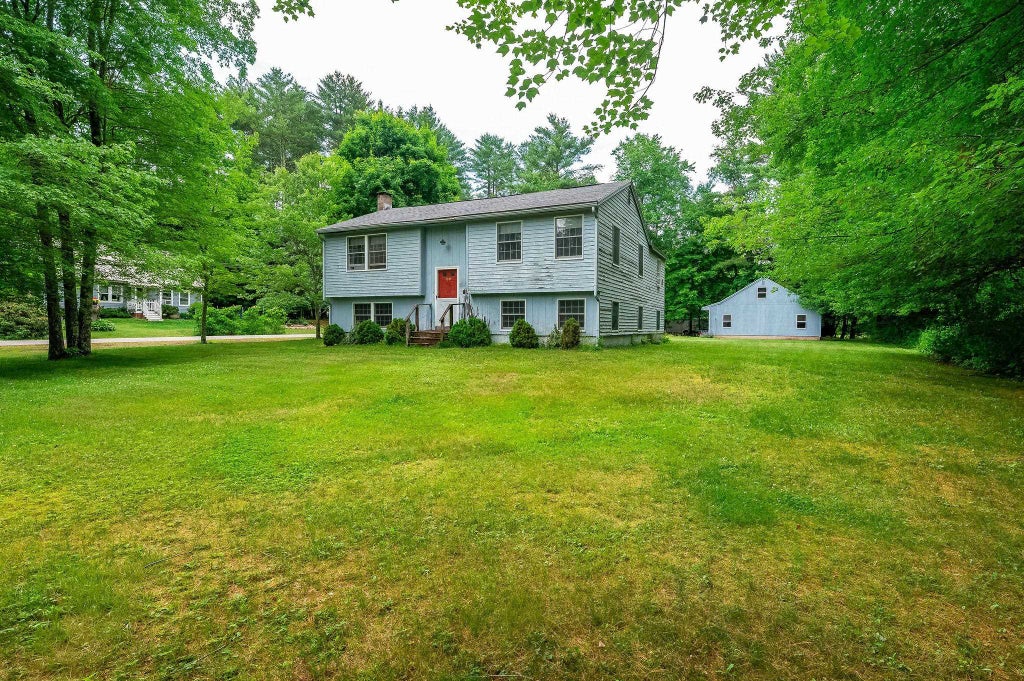 Photo of 89 Oak Street, Rochester, NH 03839 (MLS # 5096299)