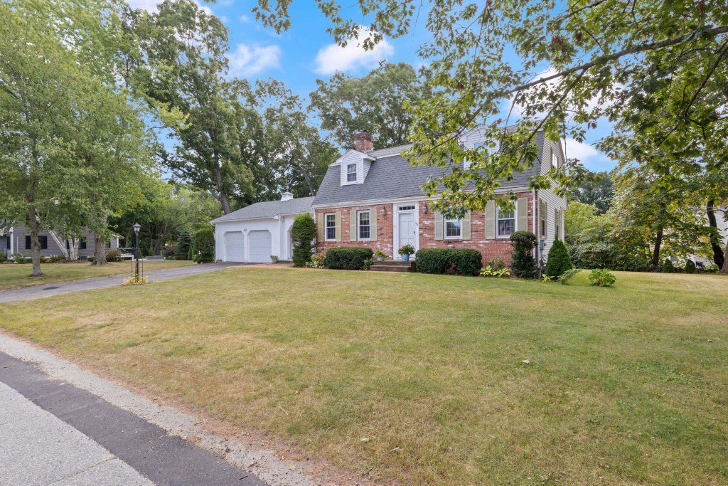 Photo of 99 Presidential Circle, Hampton, NH 03842 (MLS # 5107823)