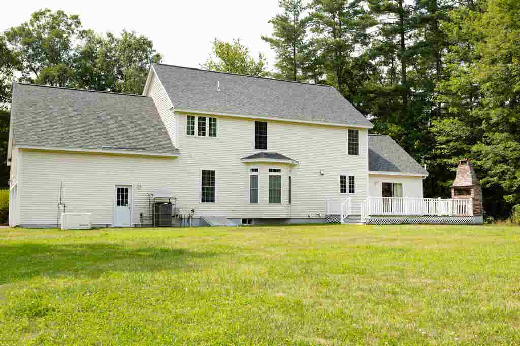 Photo of 89 Seaverns Bridge Road, Amherst, NH 03031 (MLS # 5104868)