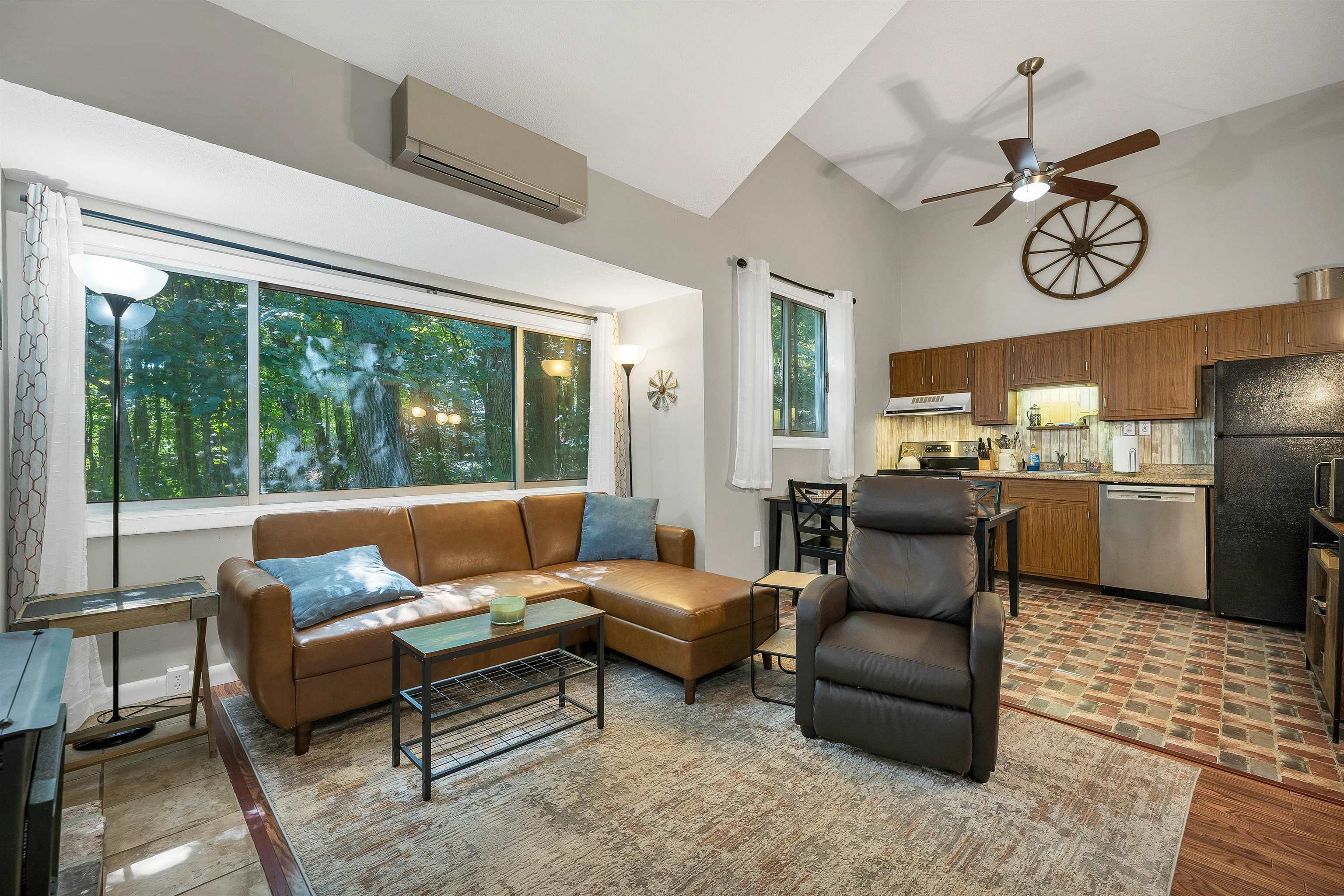 18 Condo Road 3