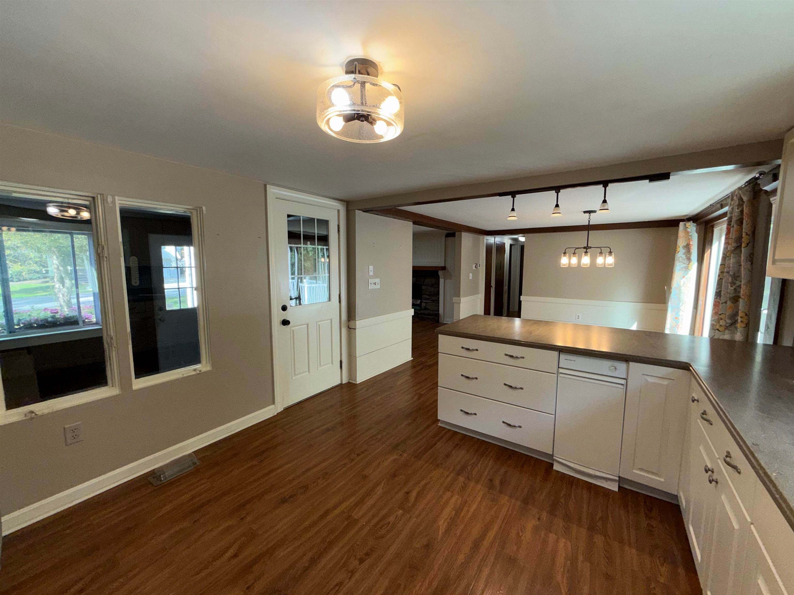 4 Corwin Drive
