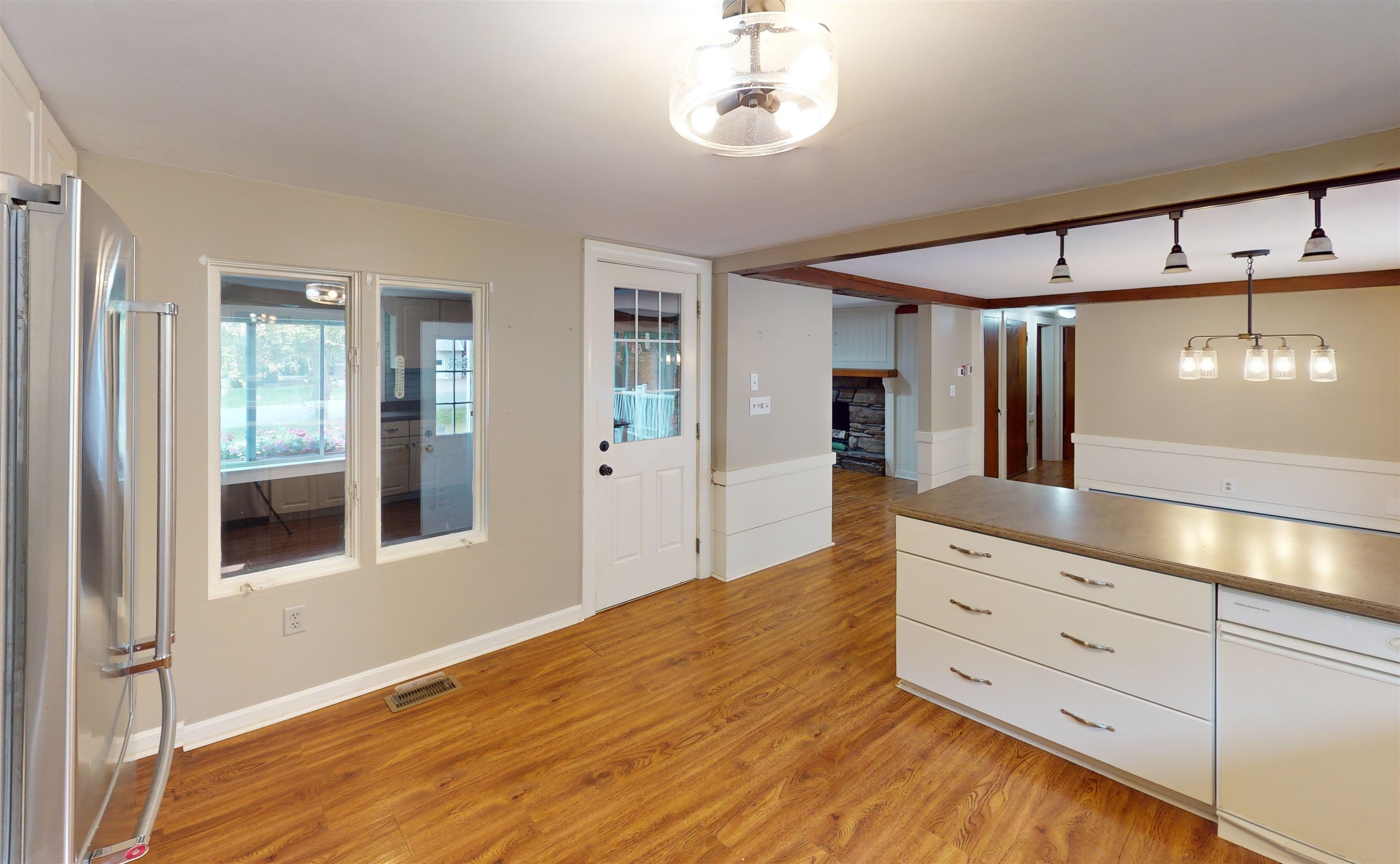 4 Corwin Drive