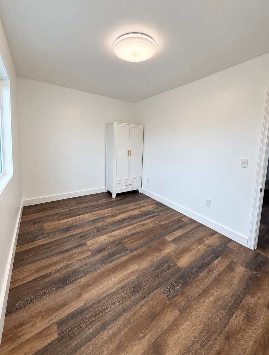 Photo of 547 Central Avenue #B, Dover, NH 03820 (MLS # 5111828)