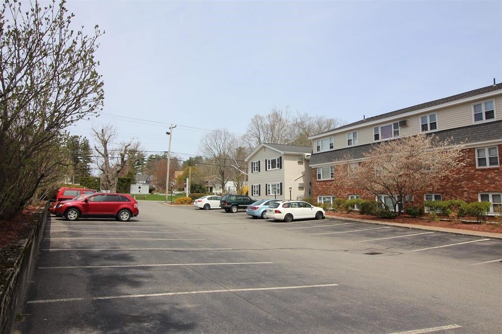 Photo of 73 East Broadway Street #V, Derry, NH 03038 (MLS # 5107921)