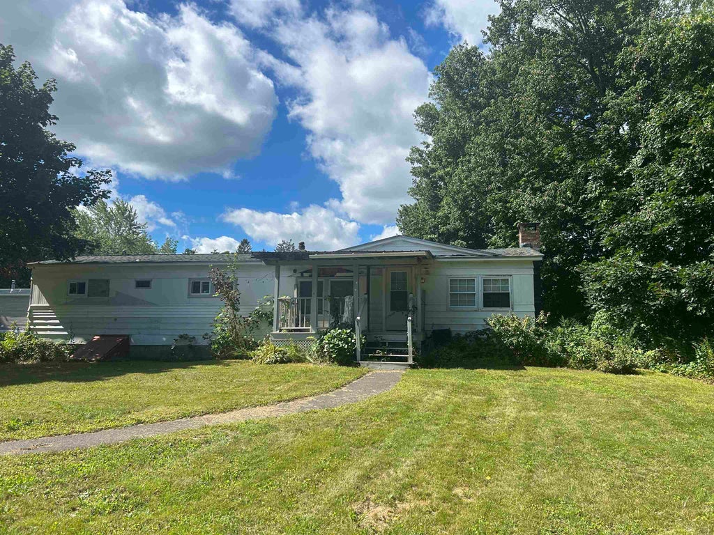 Photo of 1 Icey Hill Coop Park, Exeter, NH 03833 (MLS # 5106717)