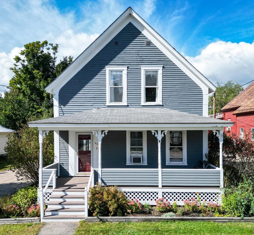 Photo of 62 Pleasant Street, Conway, NH 03818 (MLS # 5111086)