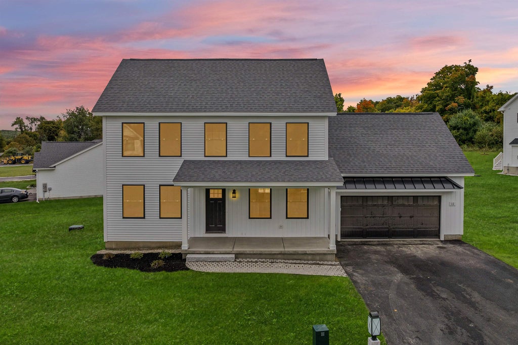 Photo of 11 Robin Way #2, Chester, NH 03036 (MLS # 5112505)