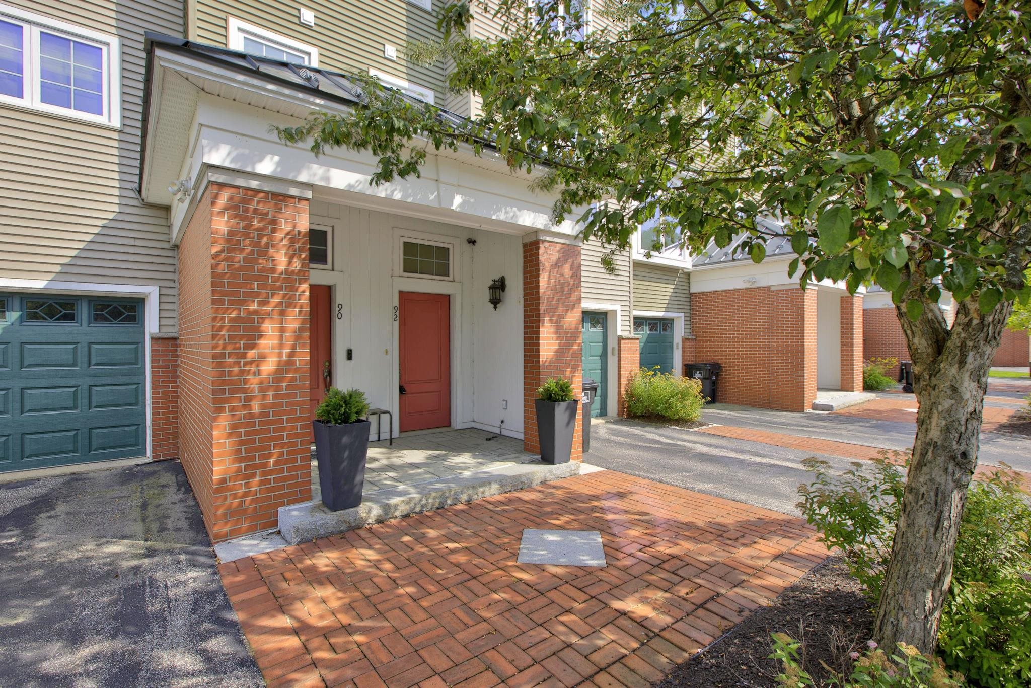 92 Riverwalk Way