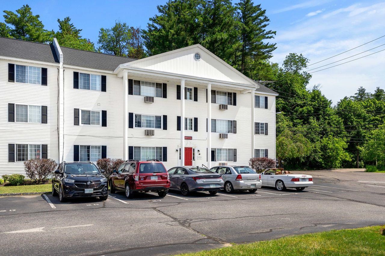 105 Portsmouth Avenue 31