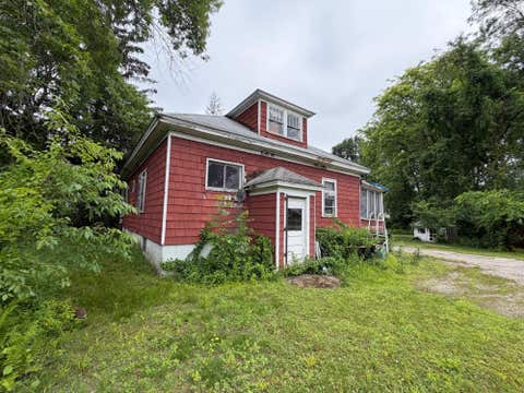 Photo of 28 Merrimack Street, Hudson, NH 03051 (MLS # 5097159)