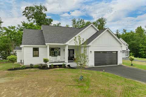 Property photo of 291 Sterling Drive, Laconia, NH 03246