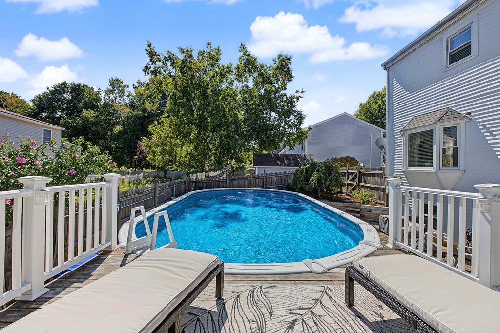 Photo of 176 Stanton Street, Manchester, NH 03103 (MLS # 5108781)