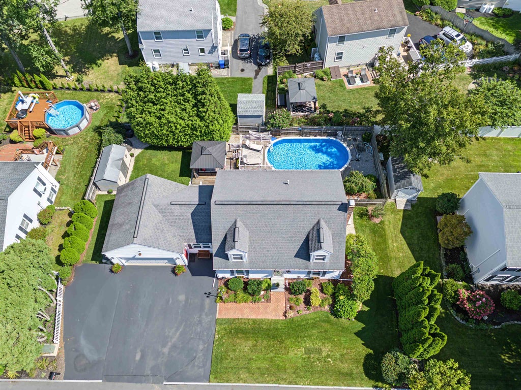 Photo of 176 Stanton Street, Manchester, NH 03103 (MLS # 5108781)