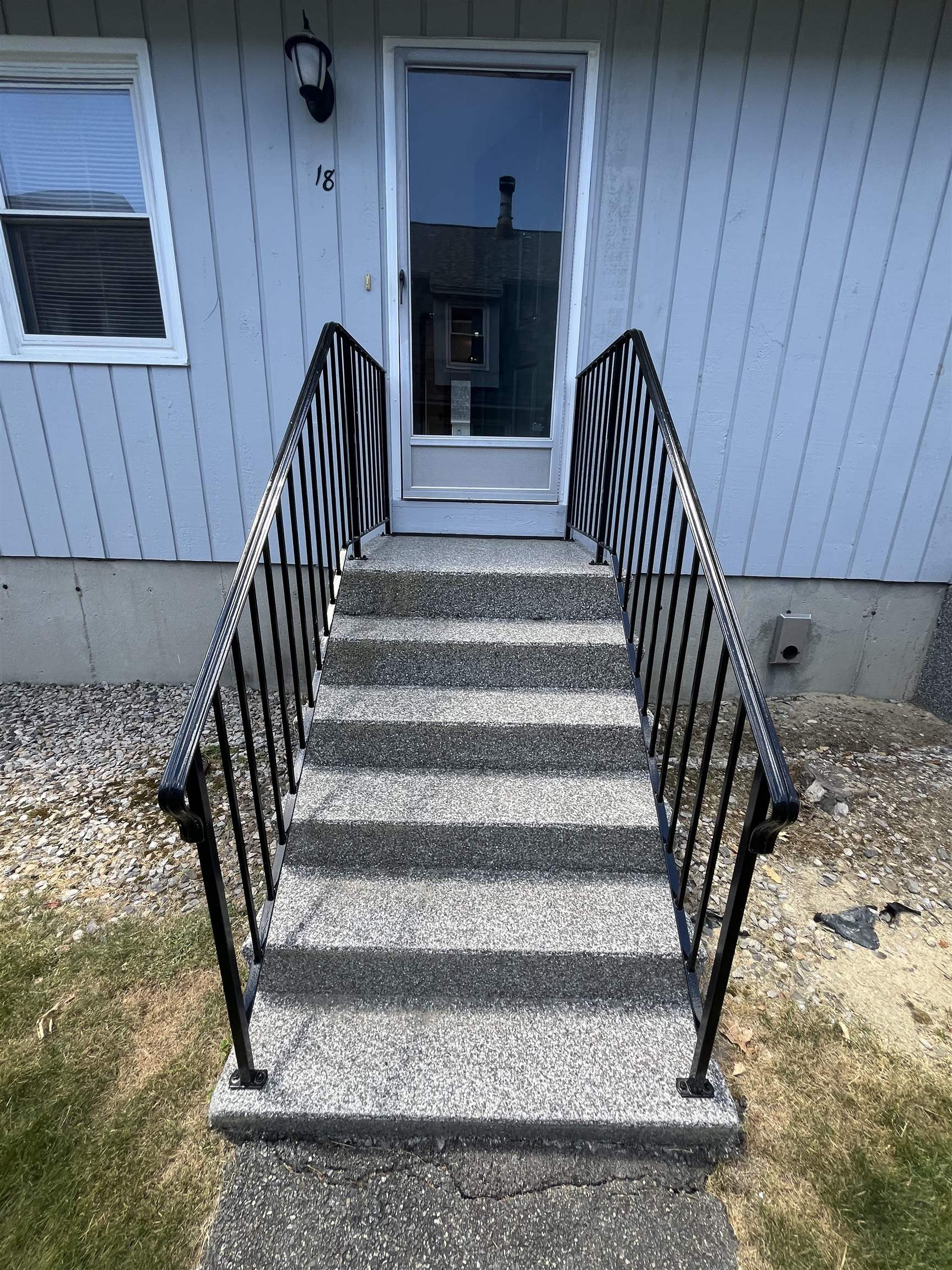 18 Bluestone Drive