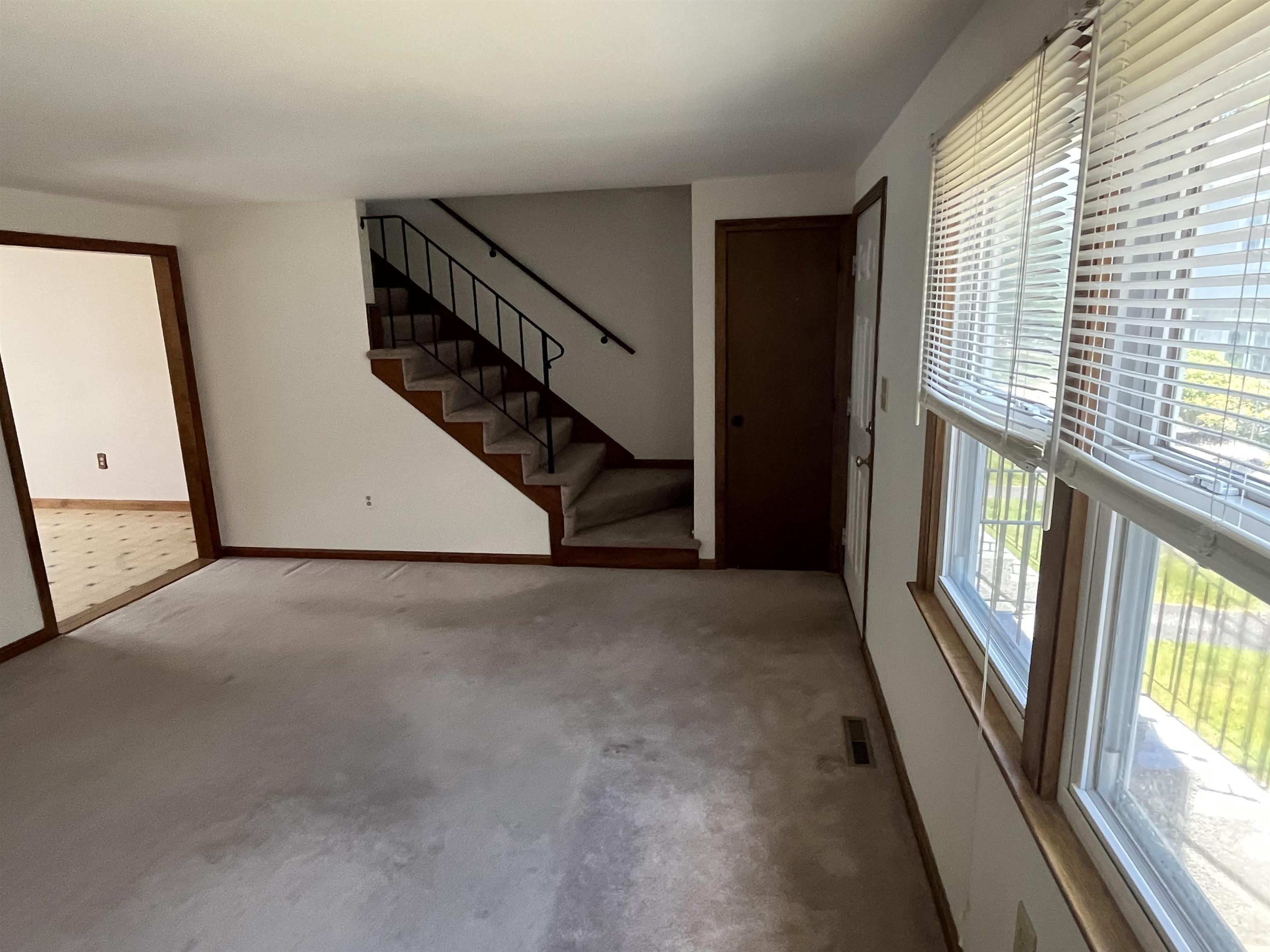 18 Bluestone Drive
