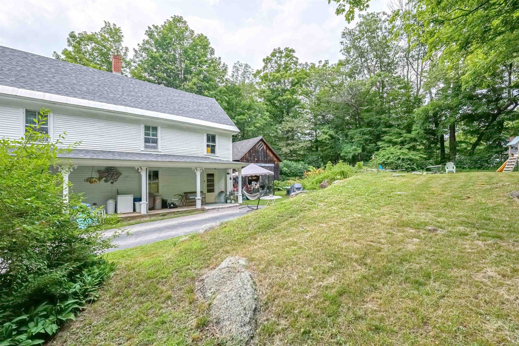 Photo of 16 Francestown Road, Bennington, NH 03442 (MLS # 5102441)