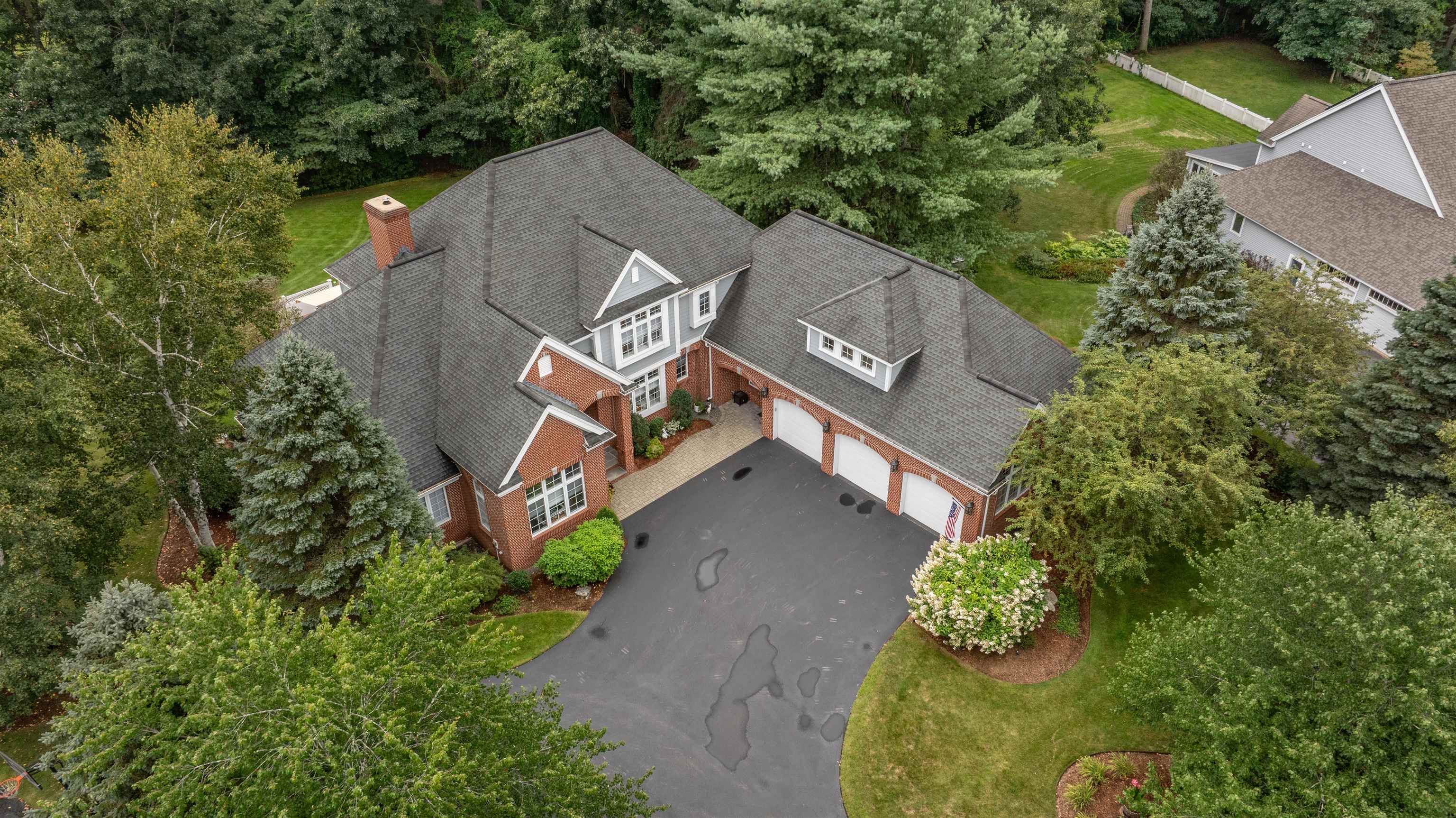 4 Crestwood Lane