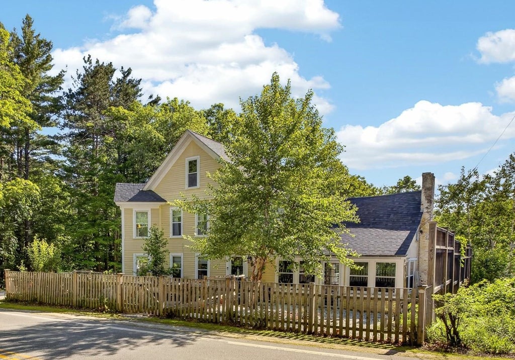 Photo of 17 Forest Road, Hancock, NH 03449 (MLS # 5094020)