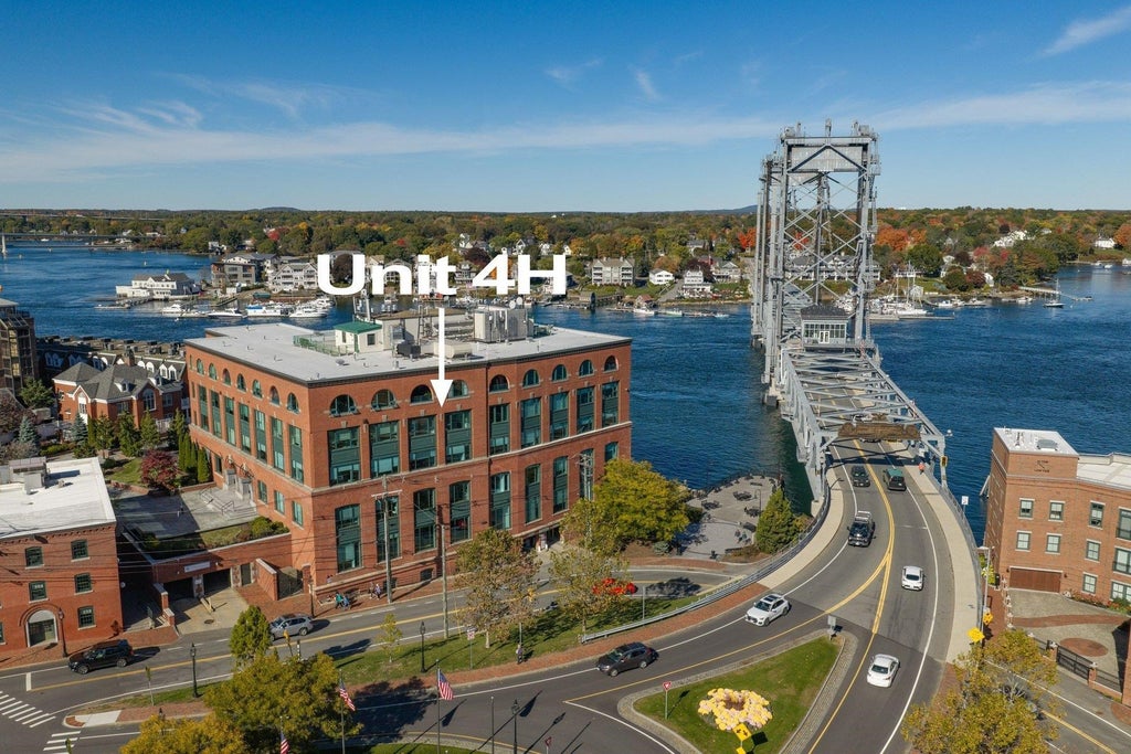 Photo of 1 Harbour Place #4H, Portsmouth, NH 03801 (MLS # 5115760)