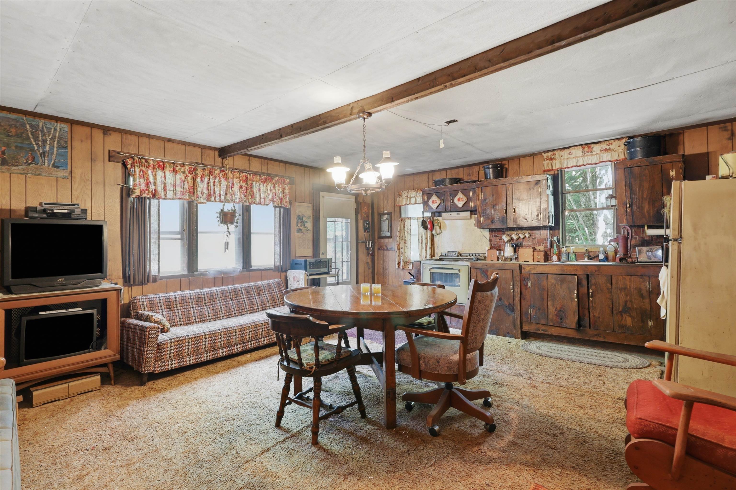 74 Stoddard Beach Road