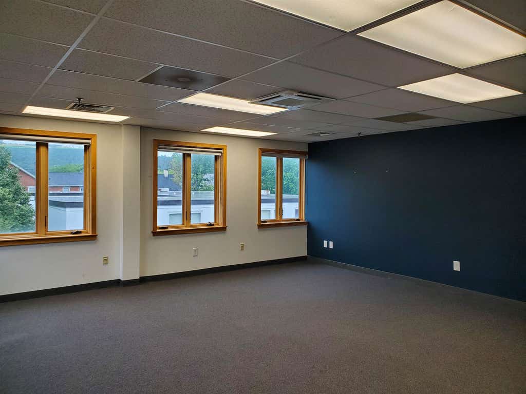Photo of 175 Lebanon Street #2-1, Hanover, NH 03741 (MLS # 5068634)