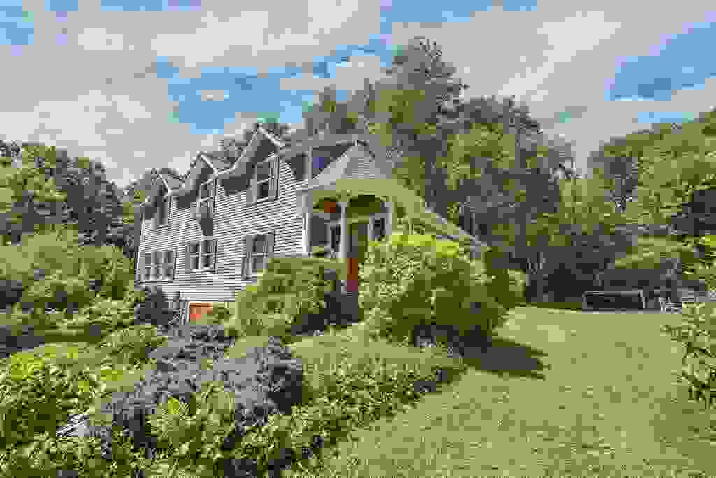 Photo of 27 Swallow Road, Belmont, NH 03220 (MLS # 5105927)