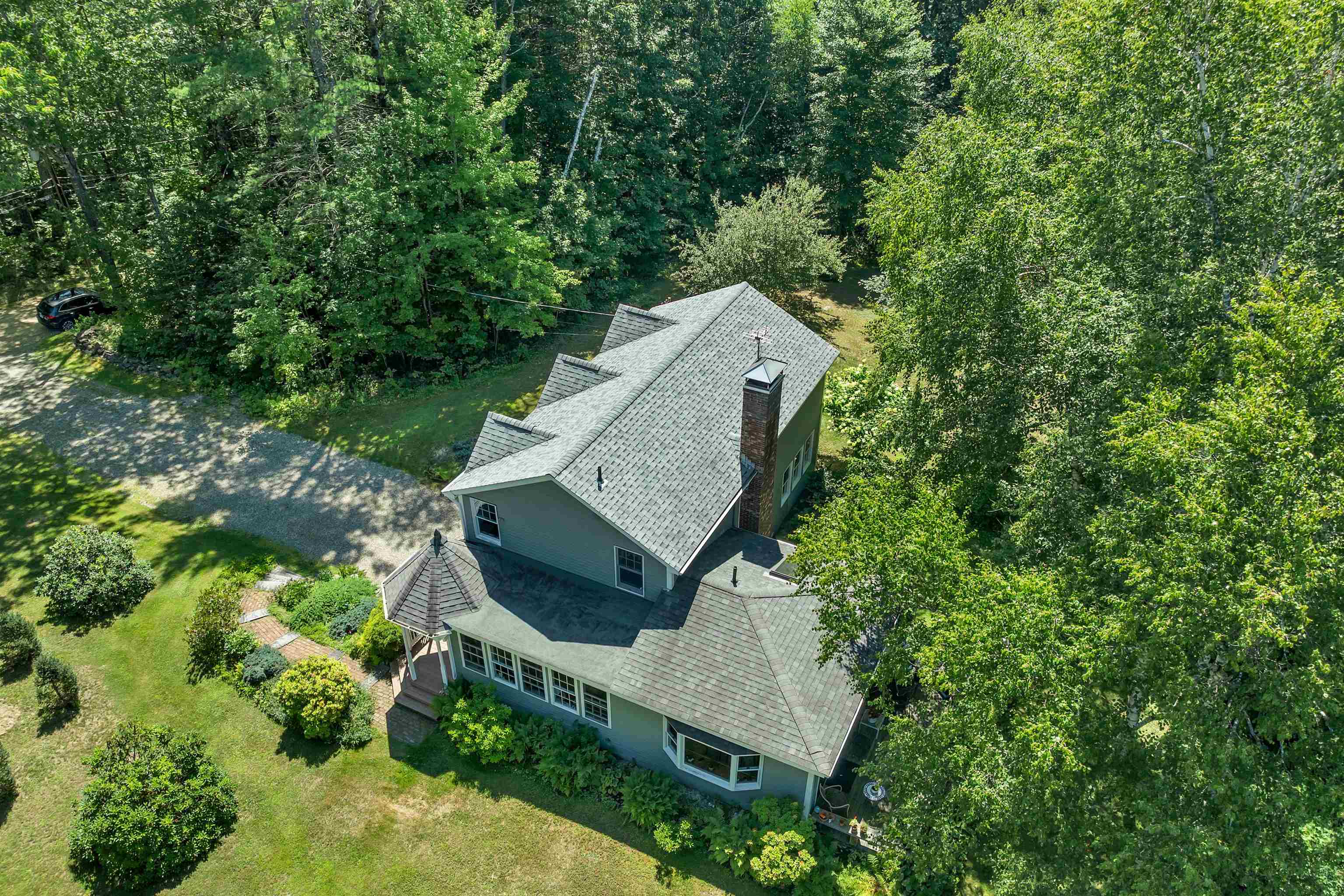 27 Swallow Road