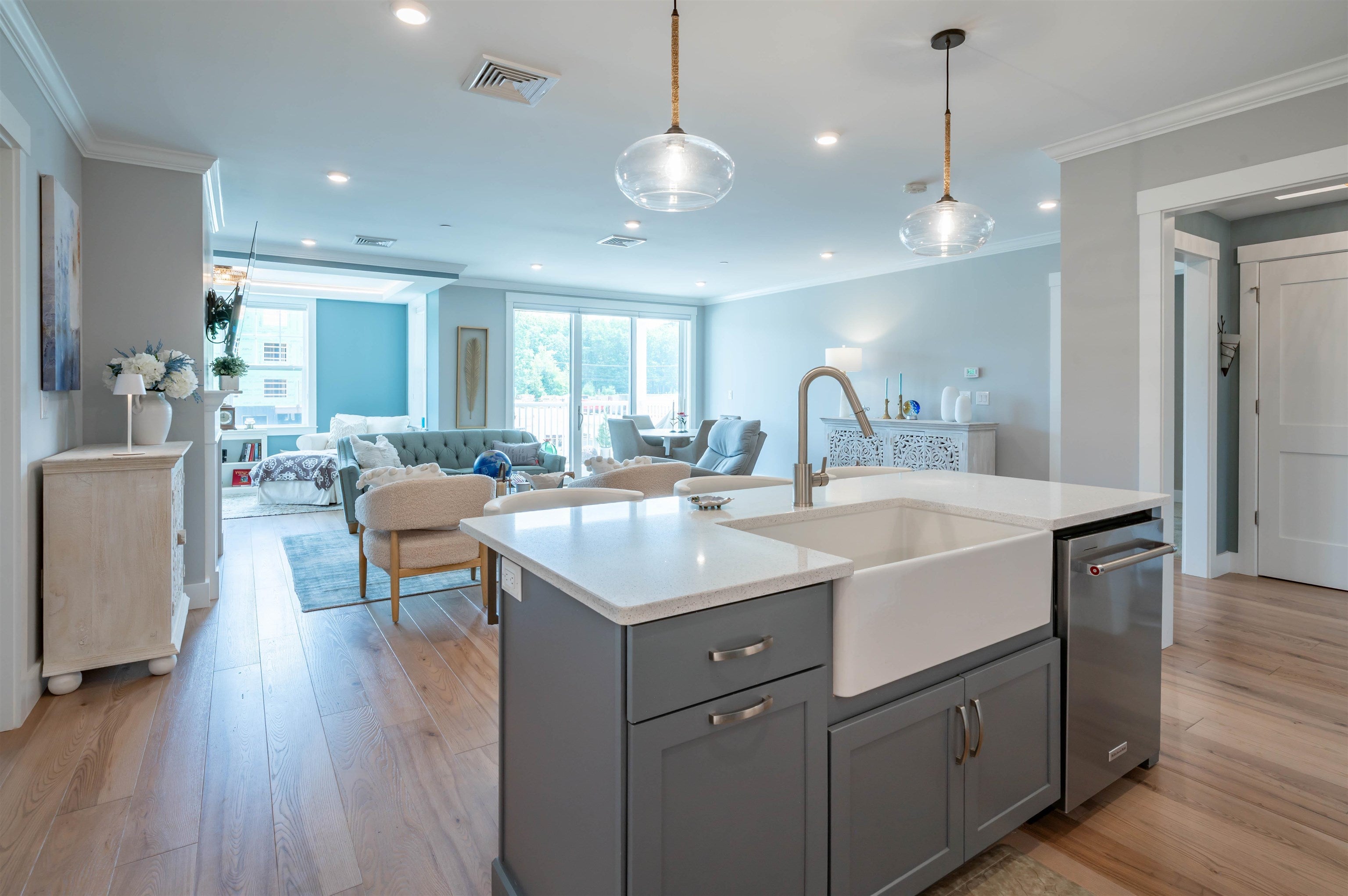 7 Longview Drive 206