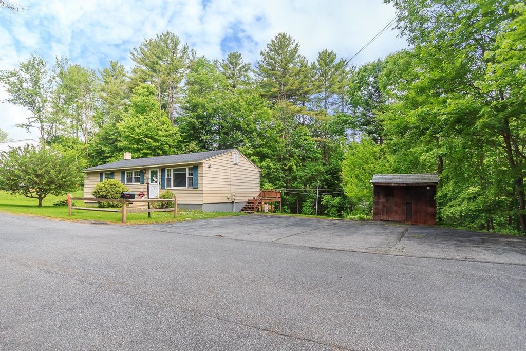 Photo of 7 Shannon Court, Newport, NH 03773 (MLS # 5094192)