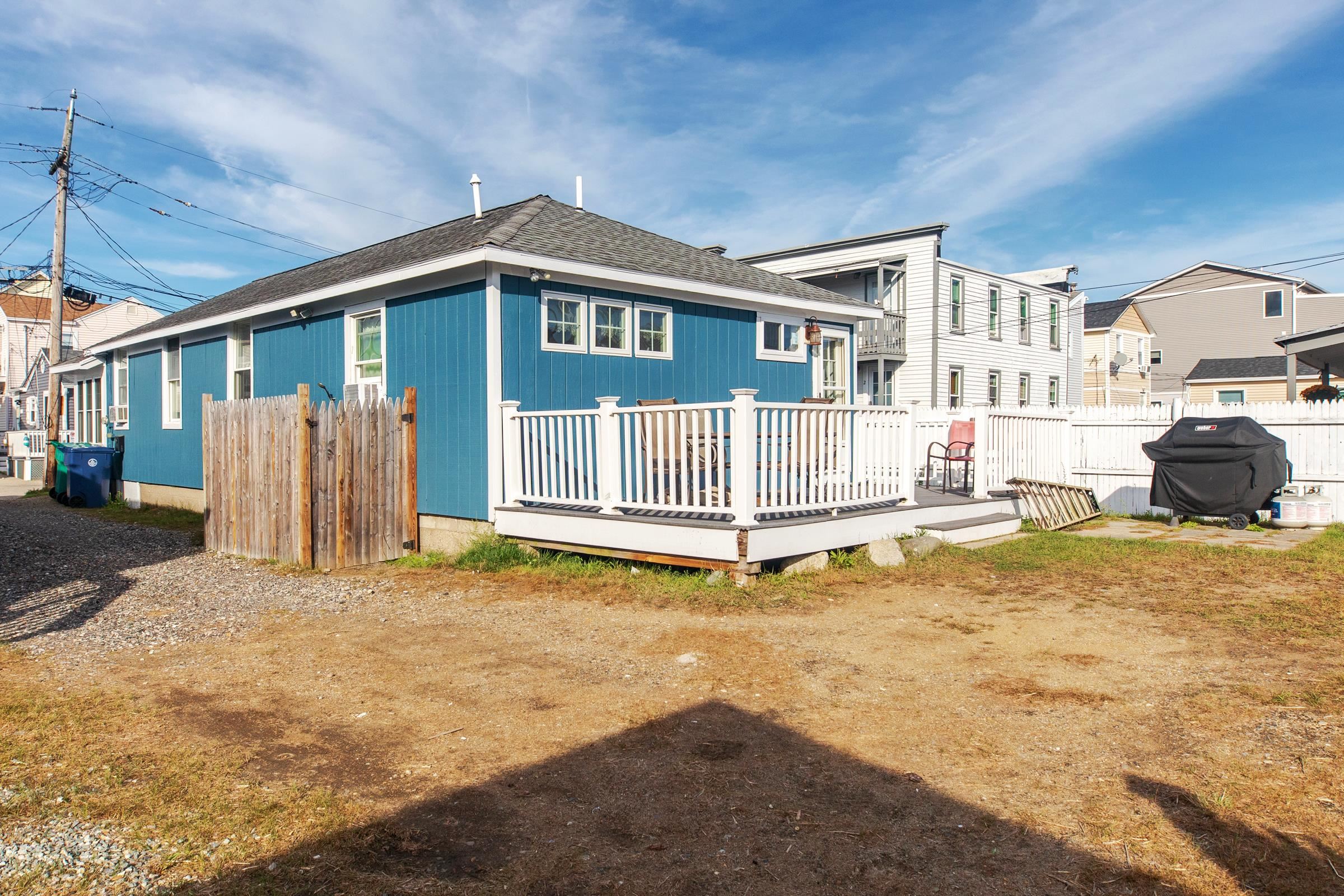 15 Perkins Avenue