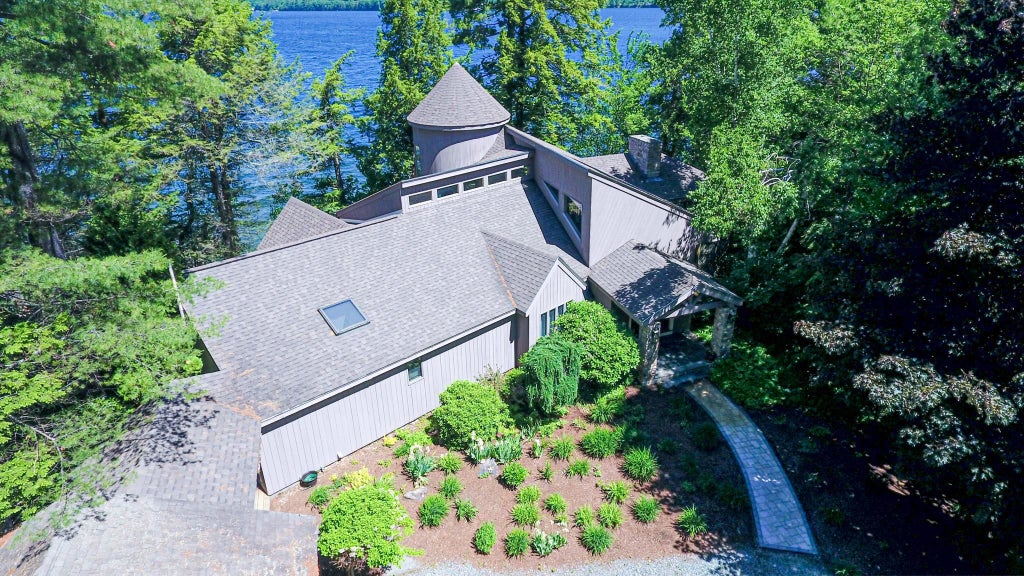 Photo of 349 Shore Drive, Bridgewater, NH 03222 (MLS # 5094631)