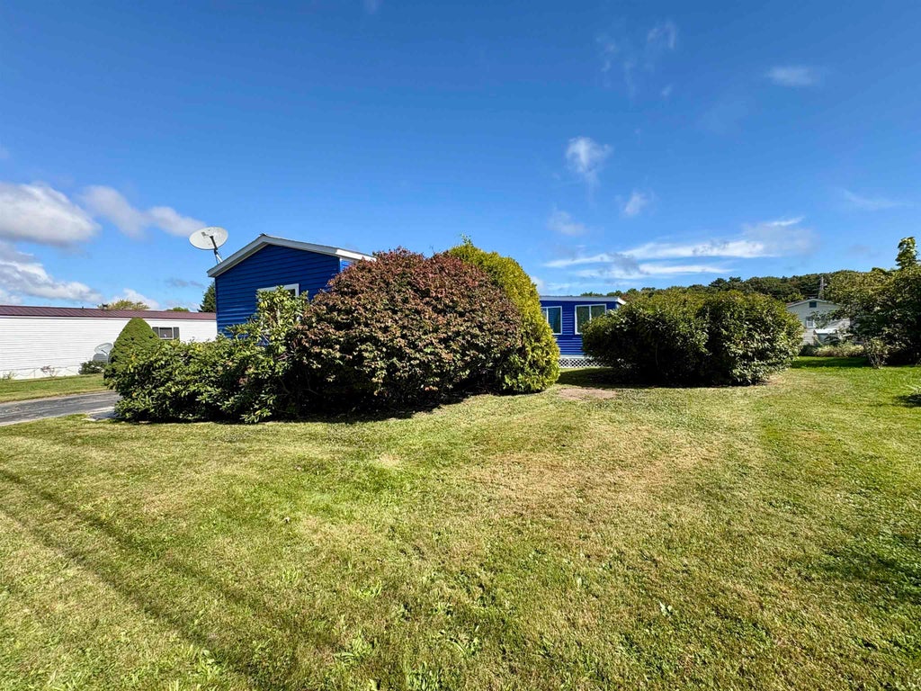 Photo of 96 Whip-Poor-Will Street, Seabrook, NH 03874 (MLS # 5111312)