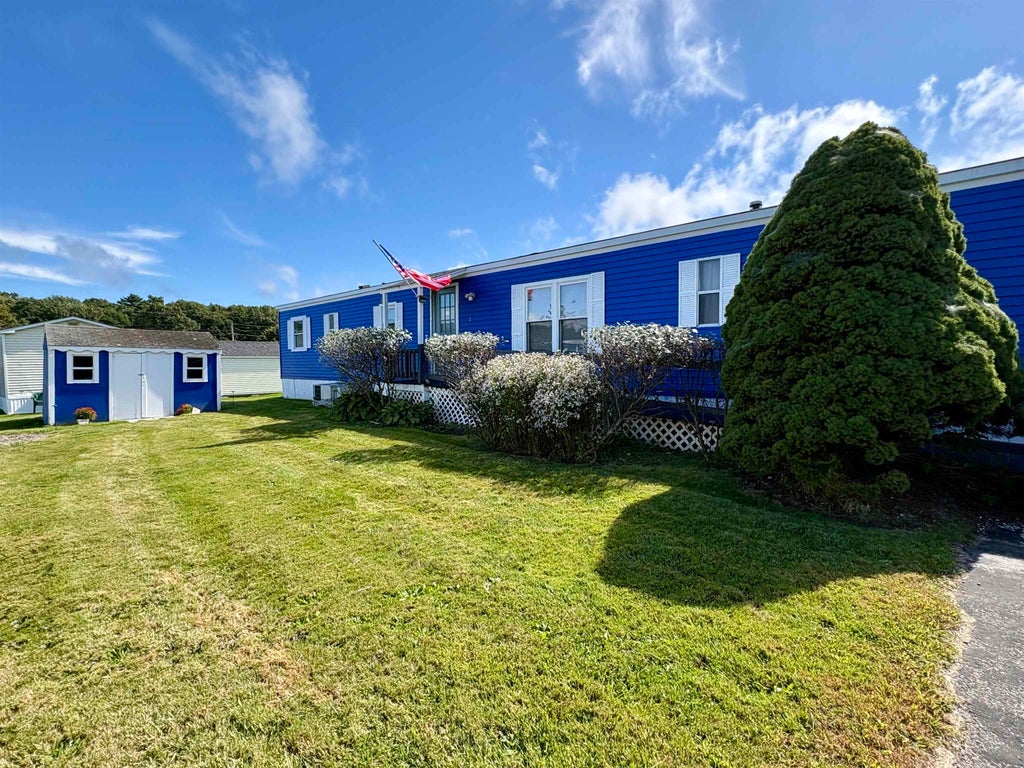 Photo of 96 Whip-Poor-Will Street, Seabrook, NH 03874 (MLS # 5111312)