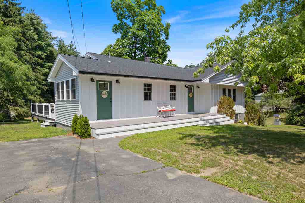 Photo of 99 Pond Street, Salem, NH 03079 (MLS # 5100988)