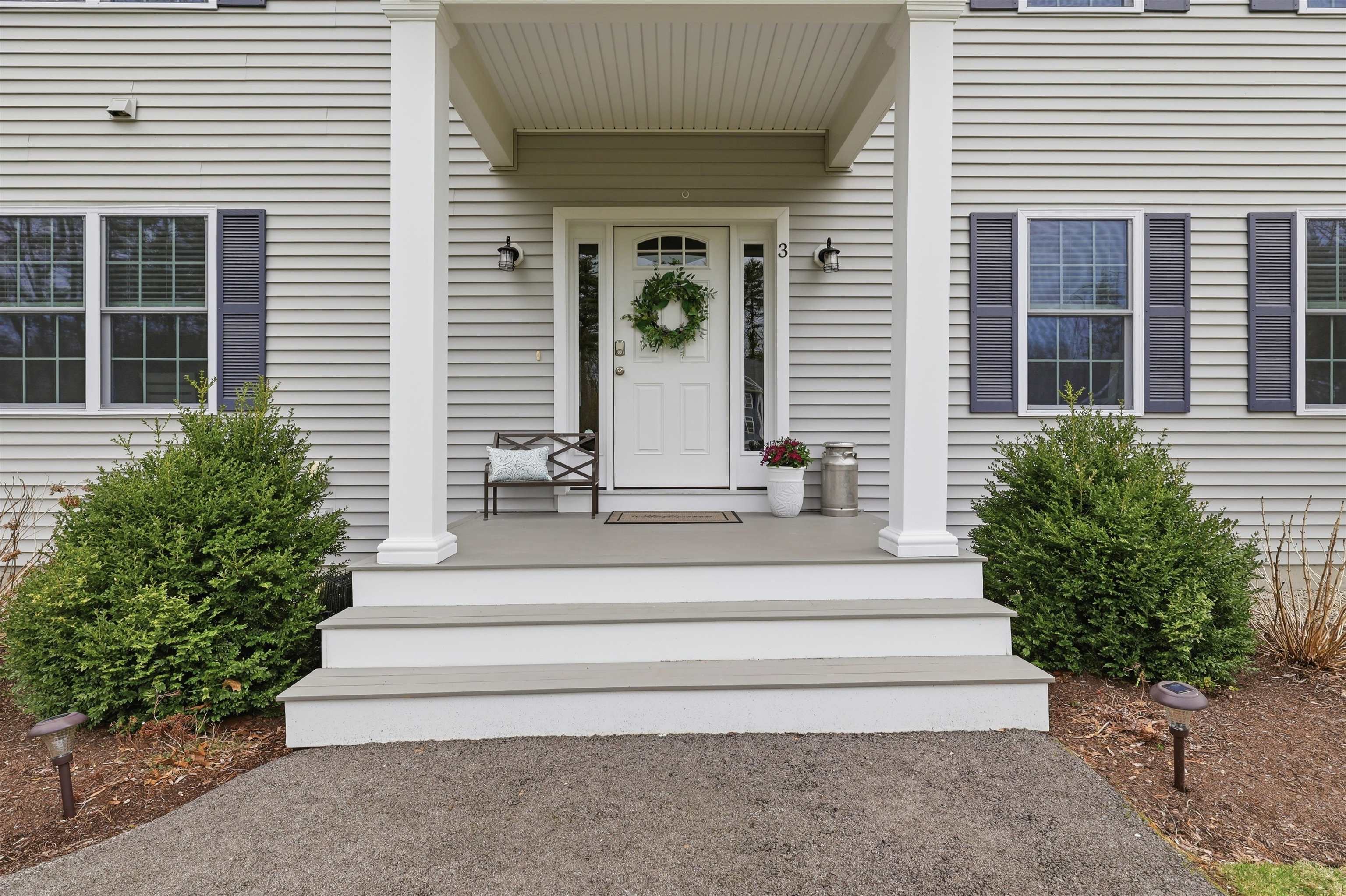 3 Hummingbird Lane