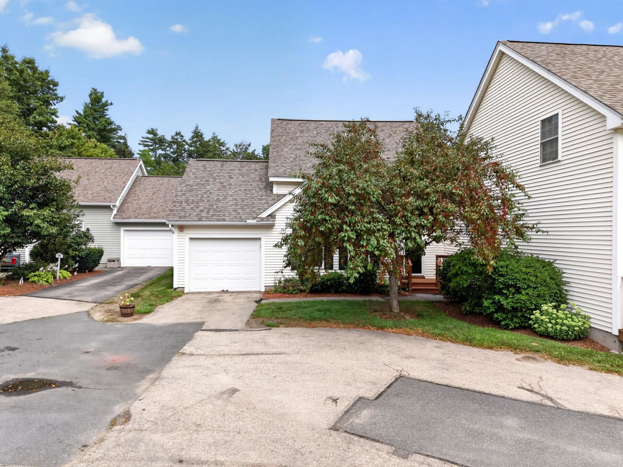 11 Echo Shore Drive