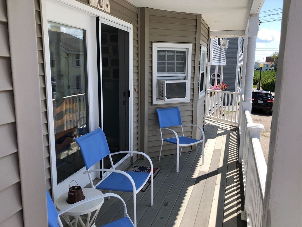 Photo of 6 Francis Street, Hampton, NH 03842 (MLS # 5093128)