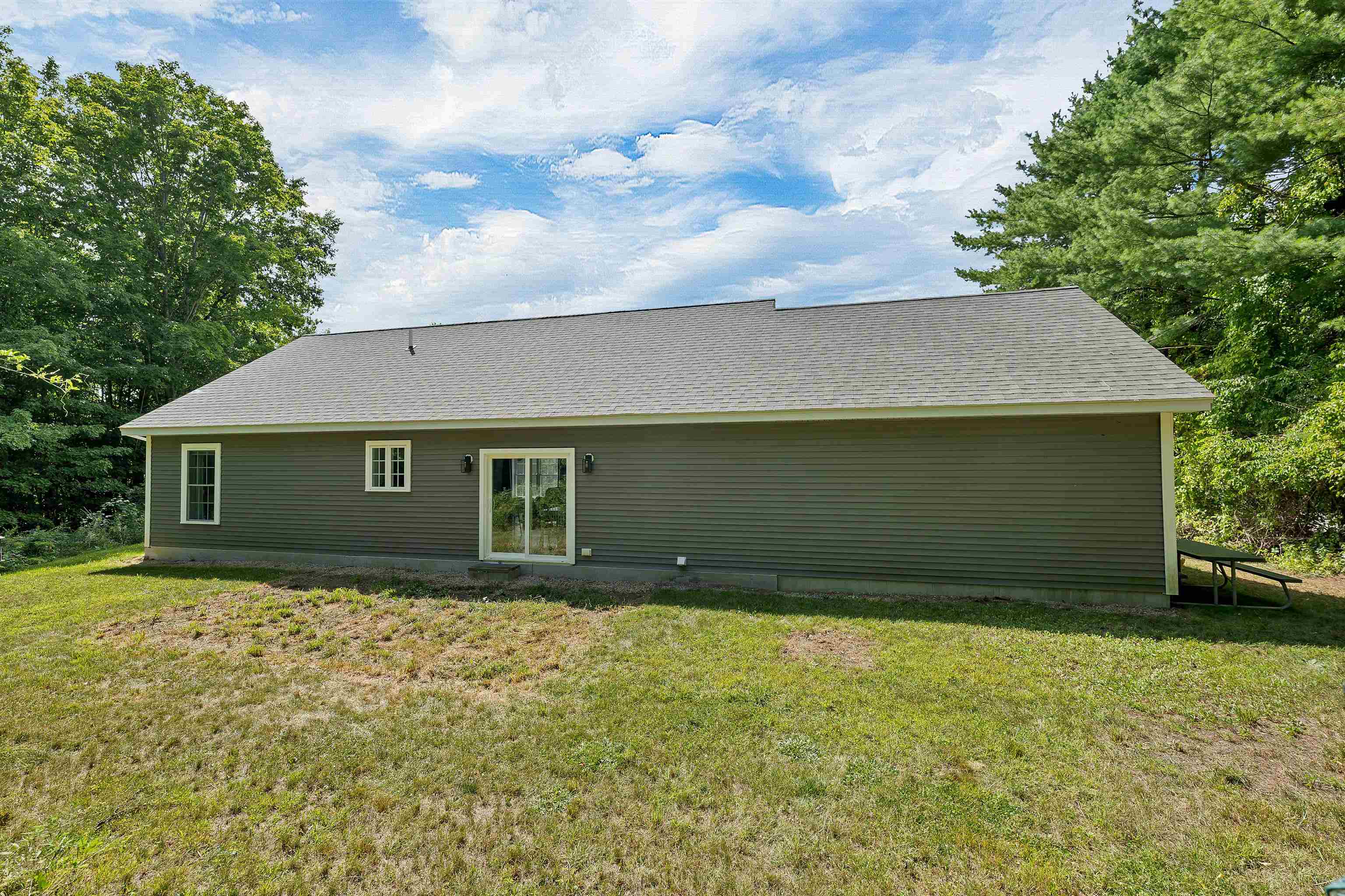 562 Pickering Road