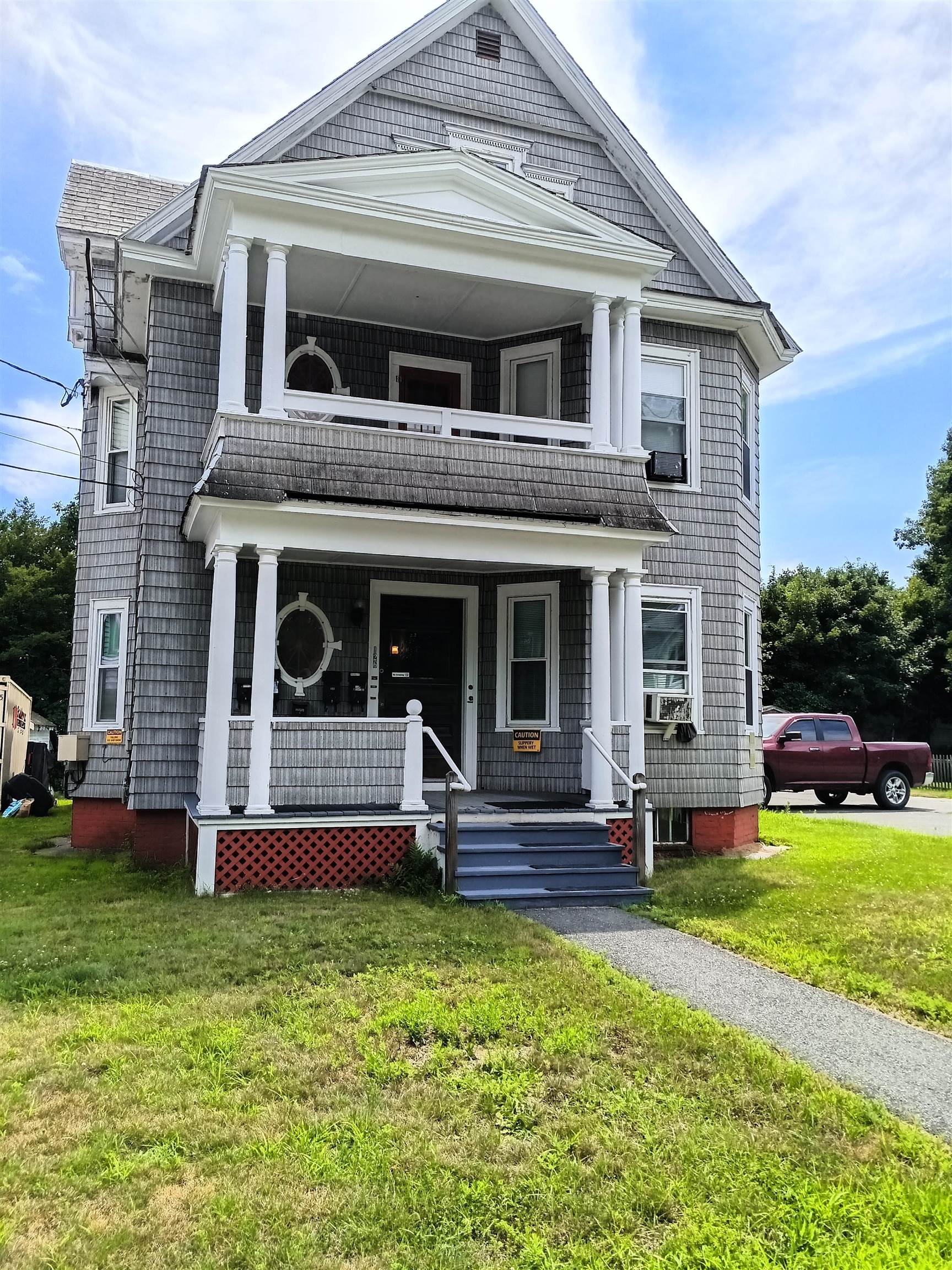 126 Oak Grove Avenue