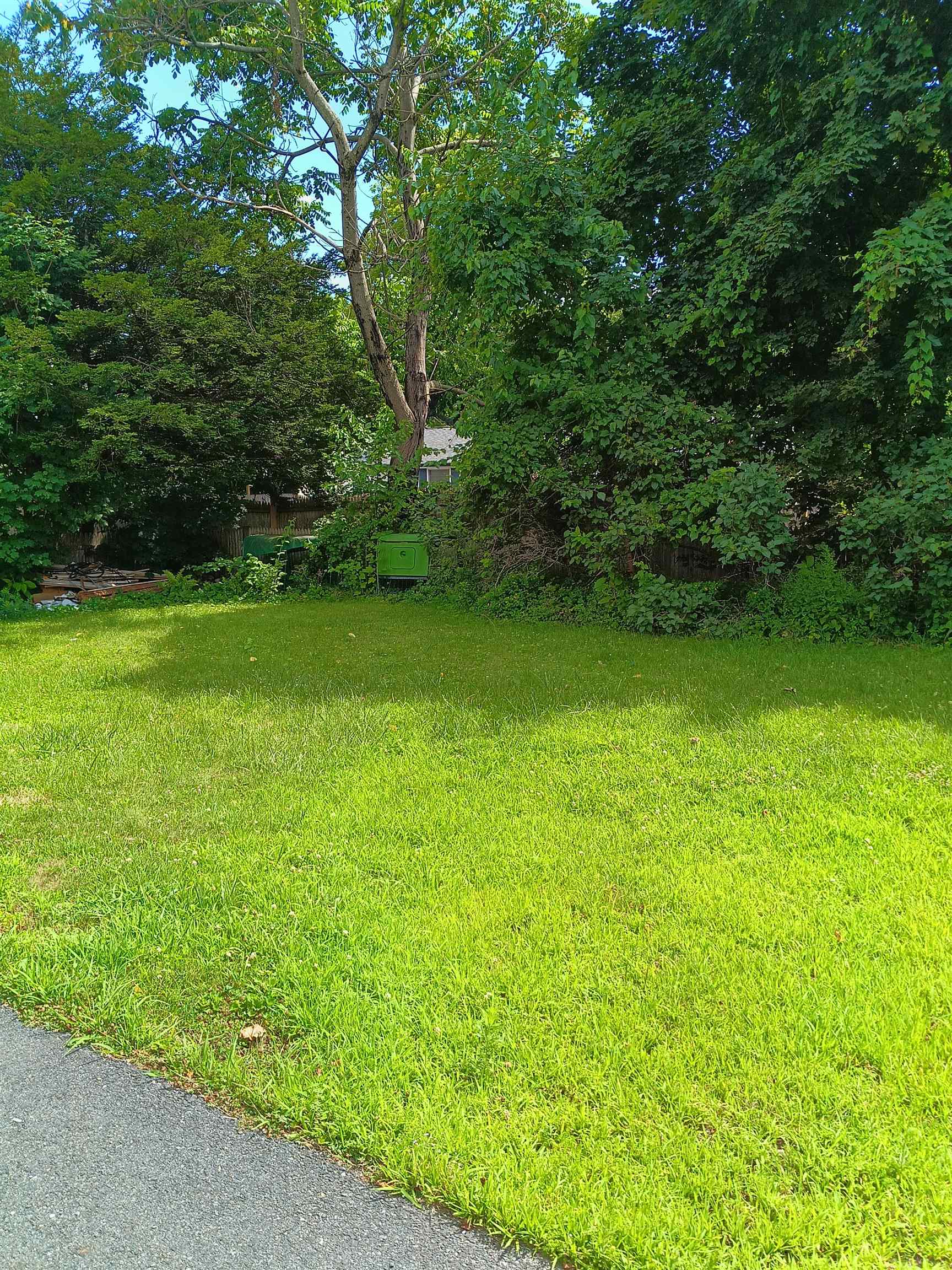 126 Oak Grove Avenue