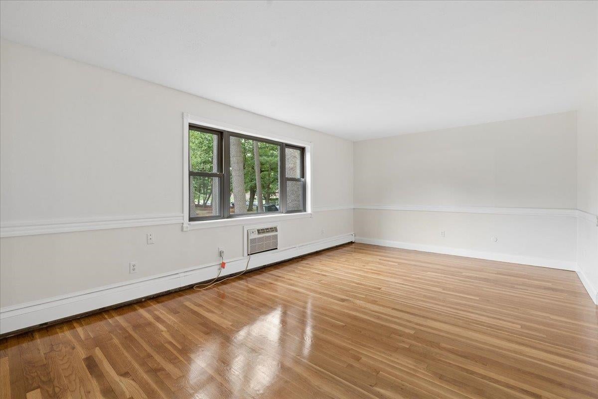 1 Brook Road 5