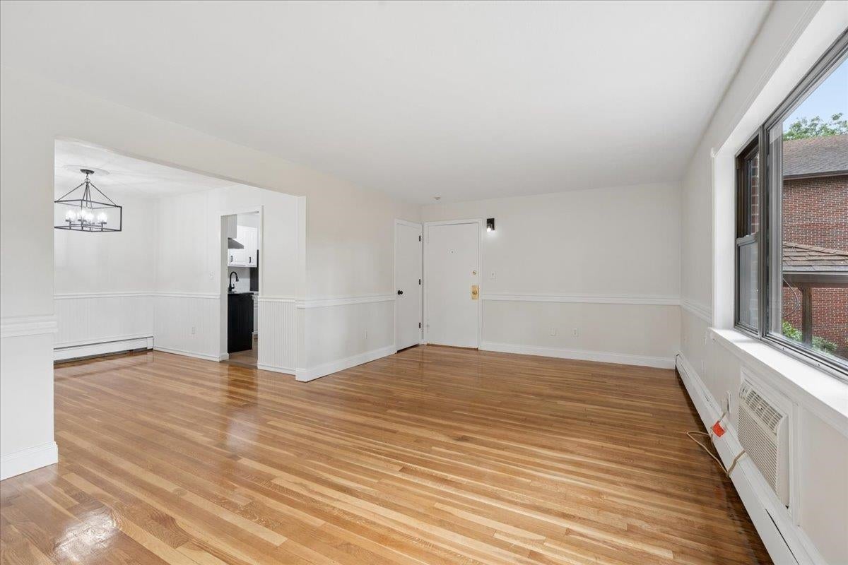 1 Brook Road 5