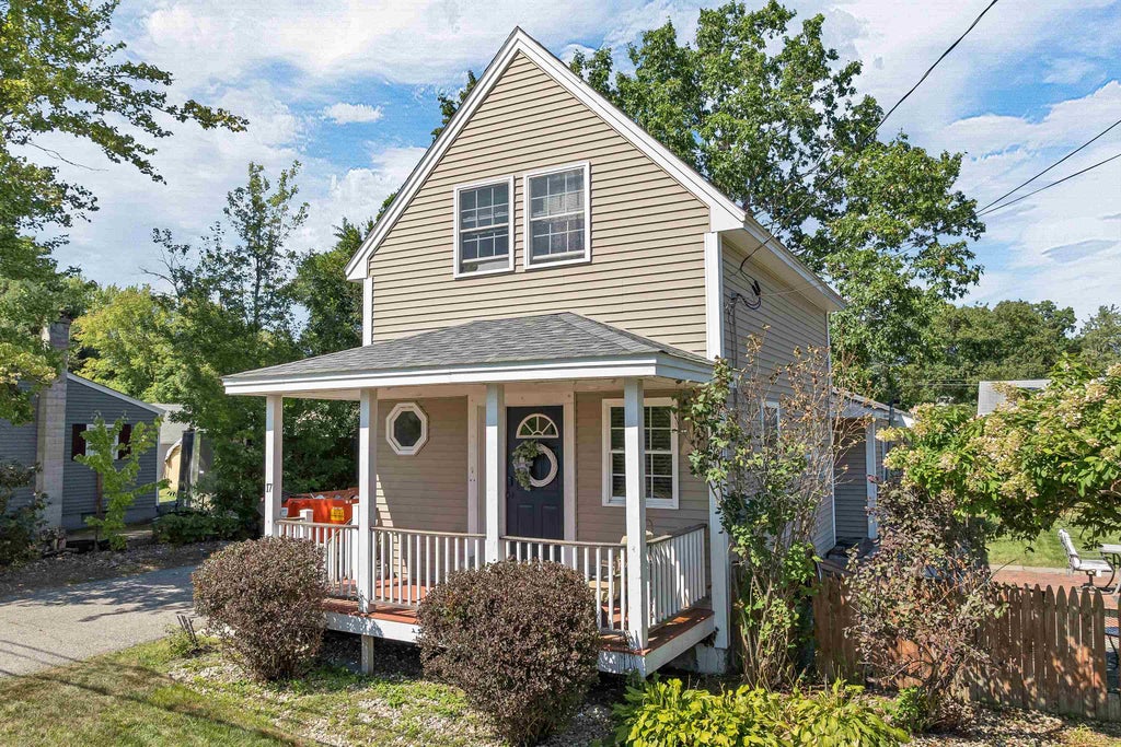 Photo of 17 Manor Road, Concord, NH 03303 (MLS # 5107643)