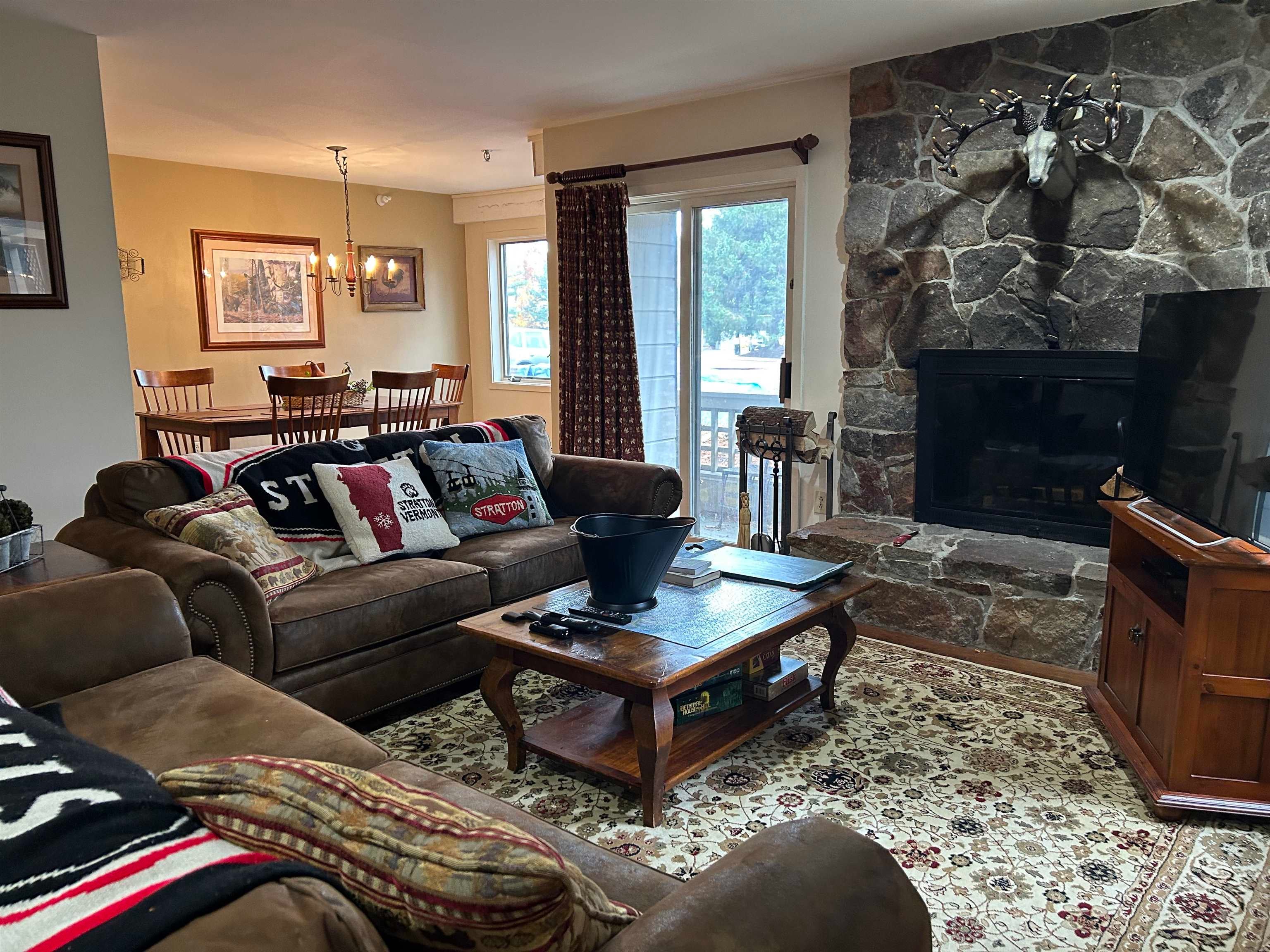 41 High Point Drive 13