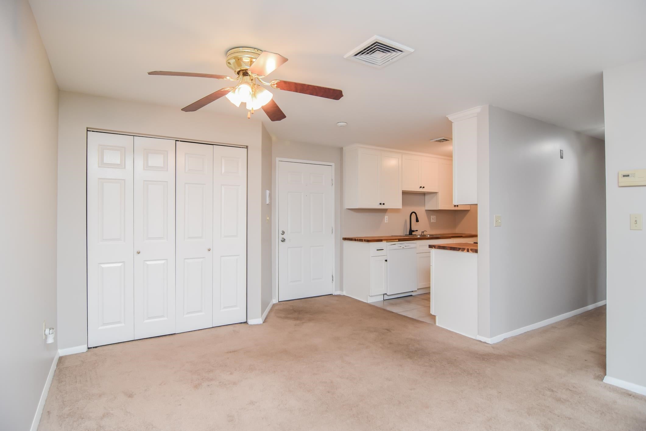 11 Blackstone Drive U-1132