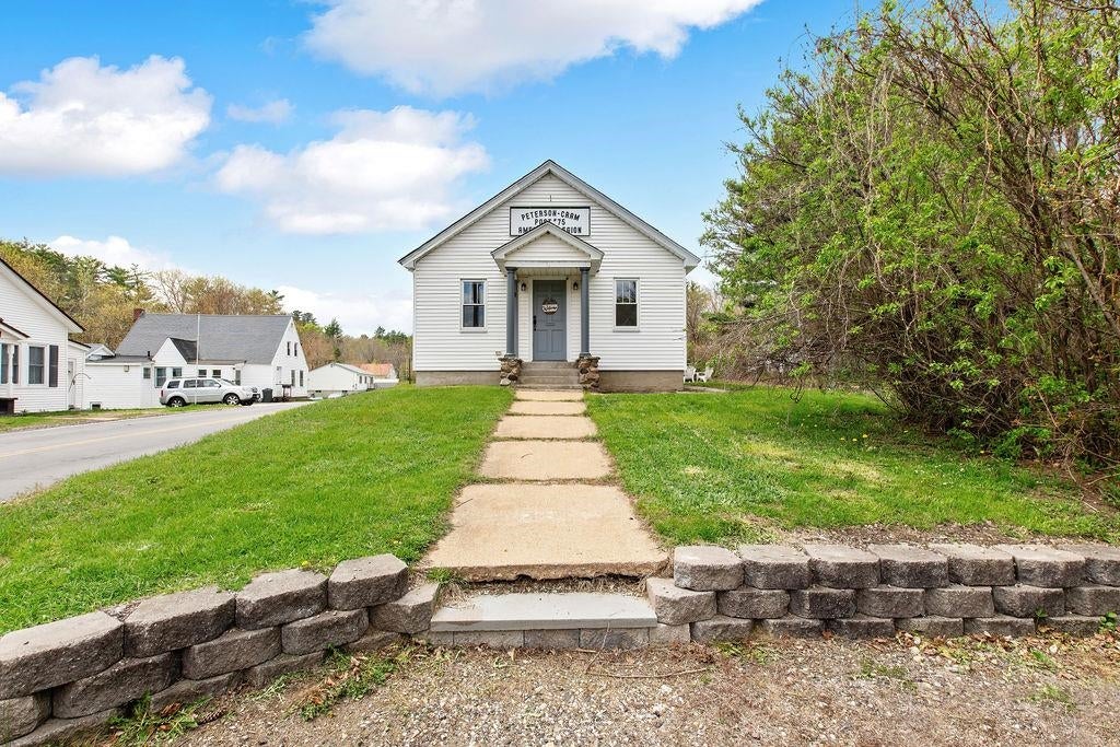 Photo of 3 Loudon Road, Pittsfield, NH 03263 (MLS # 5087997)